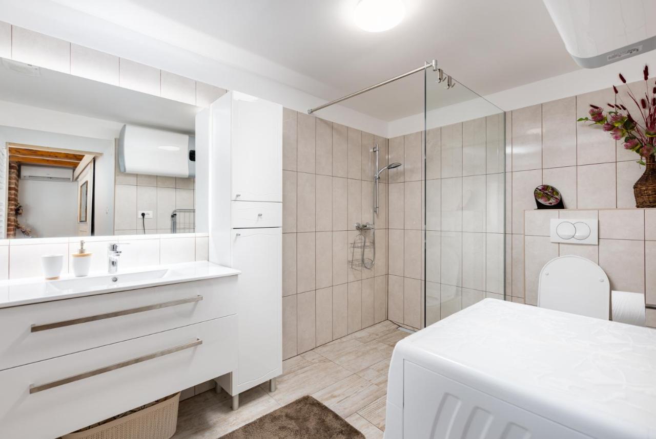 Apartment Volte Punat Exterior photo